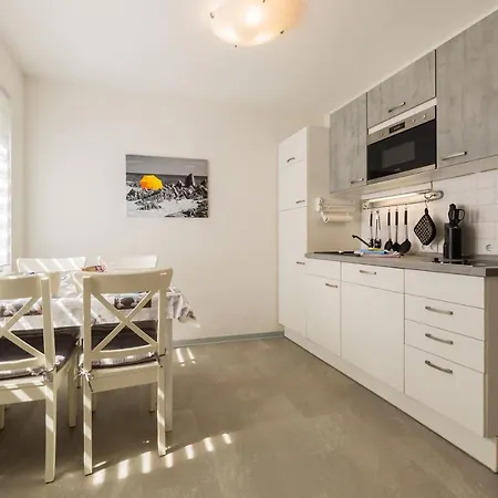 Ferienhaeuser Hitthim - Enddorn Baabe